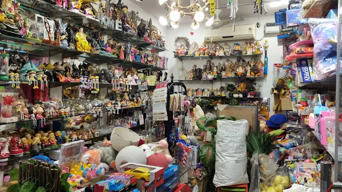 Ivan's gift and toys gallery
